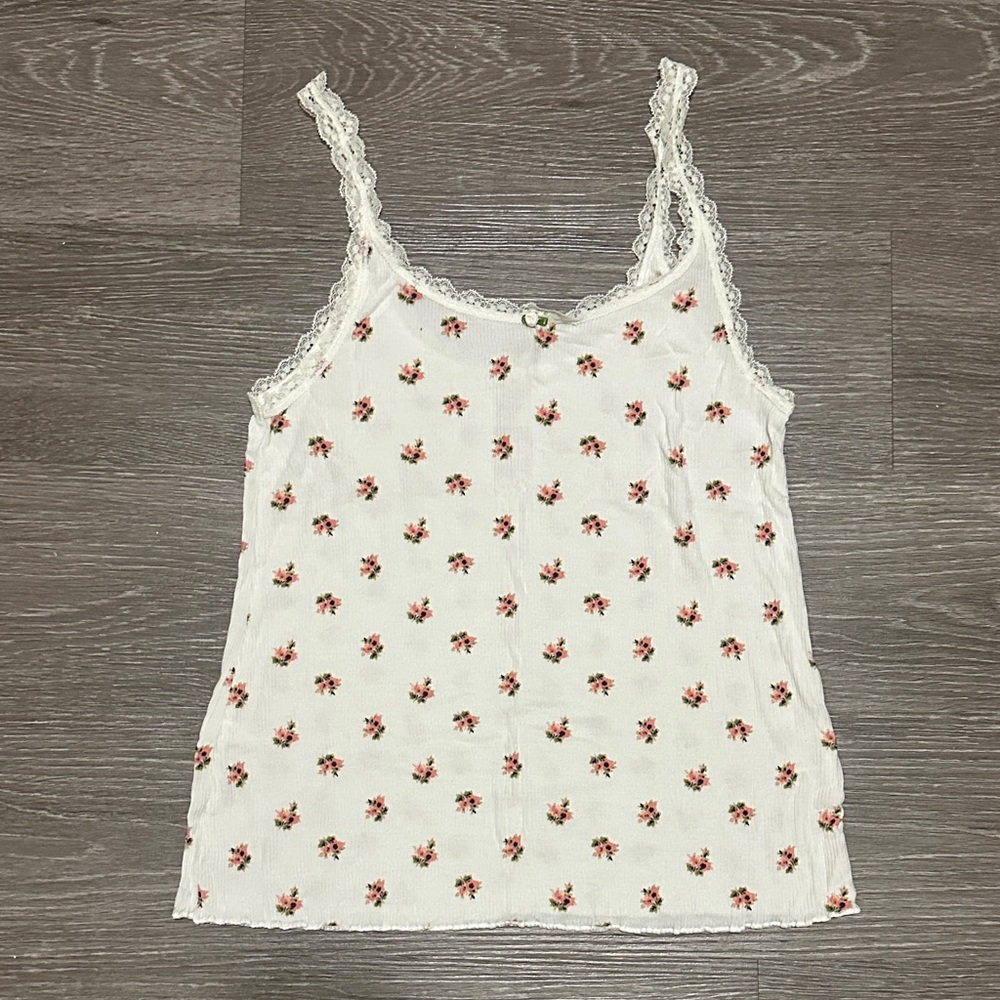 Aerie Cream Floral Lace Camisole